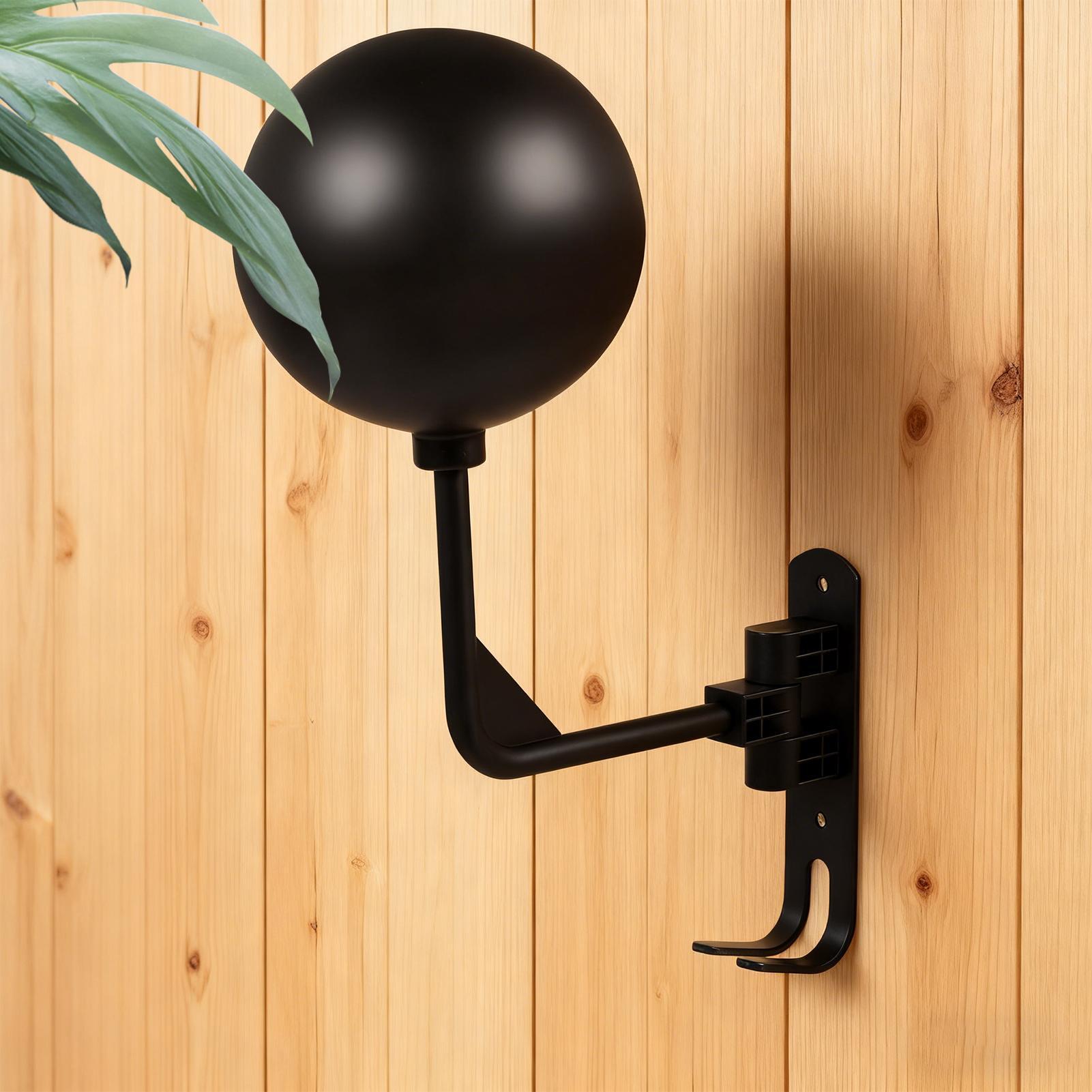 Motorcycle Helmet Holder Wall  - огляд і ціна Motorcycle Gear Display Rack