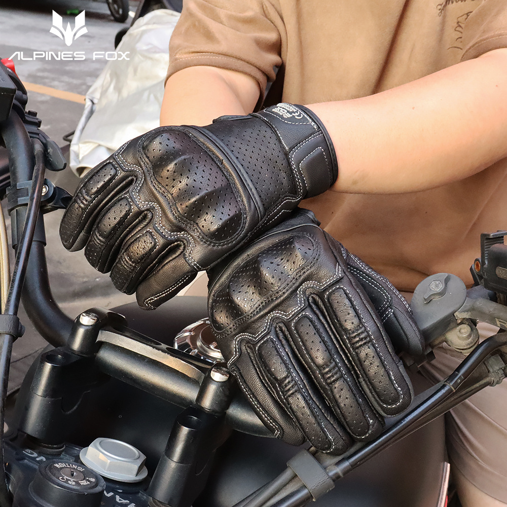 Vintage Genuine Leather Motorc - огляд і ціна Motorcycle Gear Fox